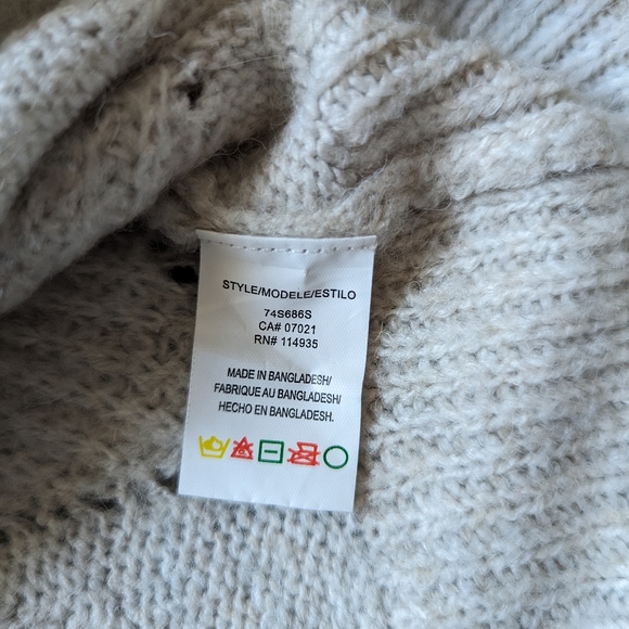 Ricki's hollow details oversized wool blend cream pullover sweater women's Small - Picture 5 of 9